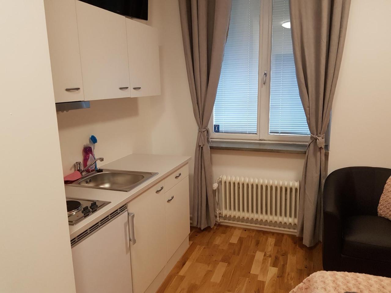 Hotel Kringelstaden Сёдертелье Экстерьер фото